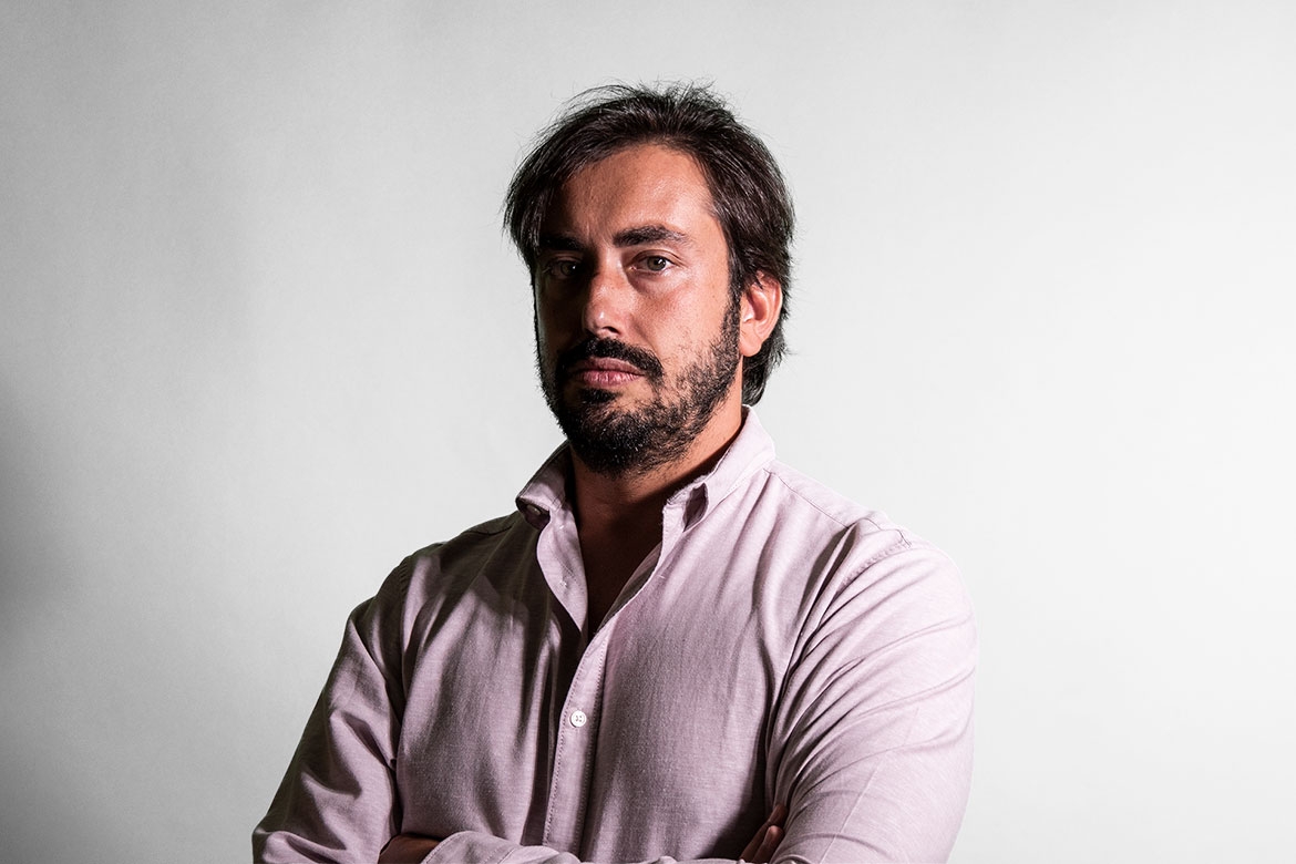 Luca Santi, ux designer ui developer di Milano. Progettazione e sviluppo di interfacce cross-platform